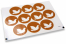 Pastilles adhésives thème baptême - marron avec colombe blanche | Paysdesenveloppes.be