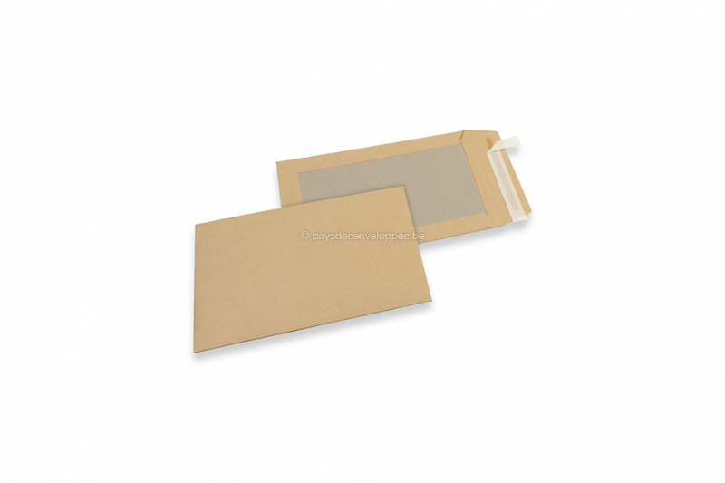 Enveloppes dos carton - 176 x 250 mm, recto kraft marron 120 gr, dos duplex gris 450 gr, fermeture adhésive
