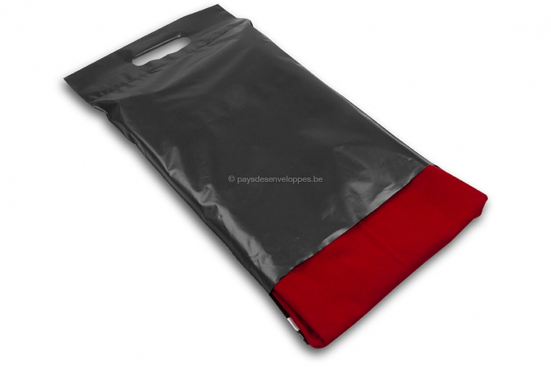 Pochettes plastique opaque noir avec une poignée