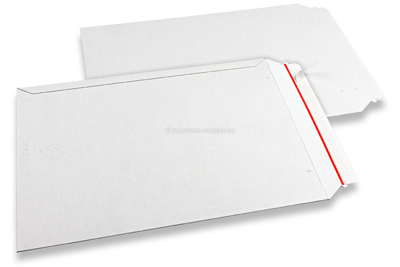 Enveloppes carton - 320 x 455 mm avec un intérieur blanc