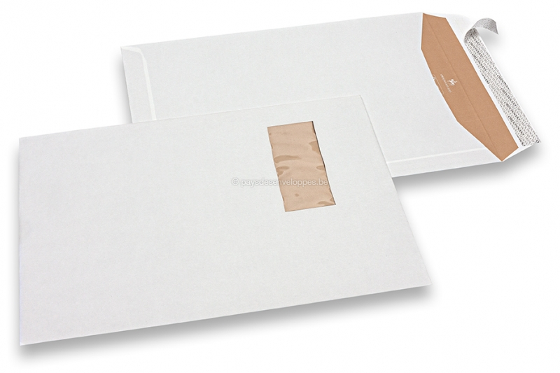 Enveloppes blanc cassé à fenêtre, 229 x 324 mm (C4), fenêtre à gauche 40 x 110 mm, position de la fenêtre à 20 mm du gauche et à 60 mm du haut, 120 gr.